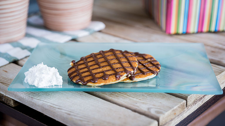Postre Tortitas Con Nata Y Chocolate Yecla33