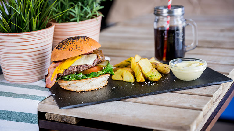 Burger Completisima Yecla33