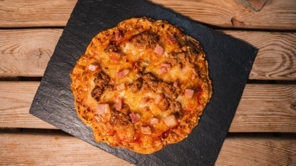 protein pizza carne burger